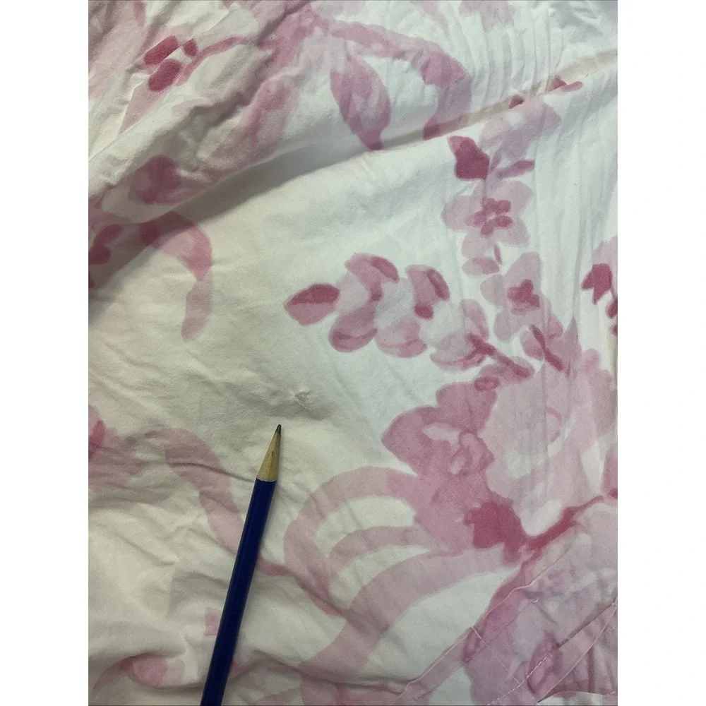 POTTERYBARN LOVE SHACK FANCY full/ queen DAMASK SMOCKED QUILT/COMFORTER